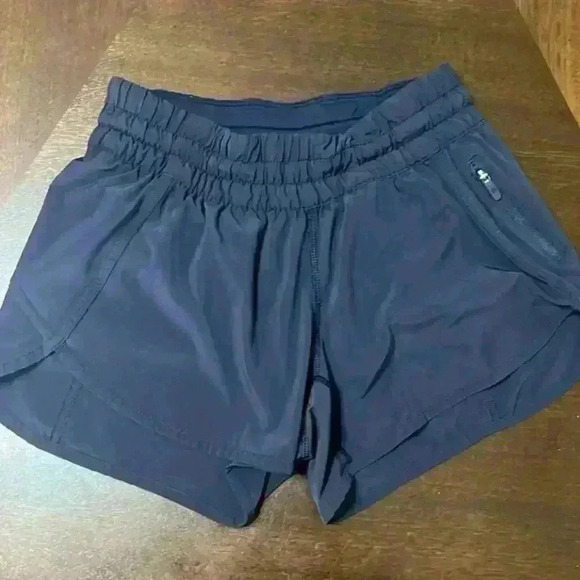 Lululemon navy track lined short - Picture 4 of 7